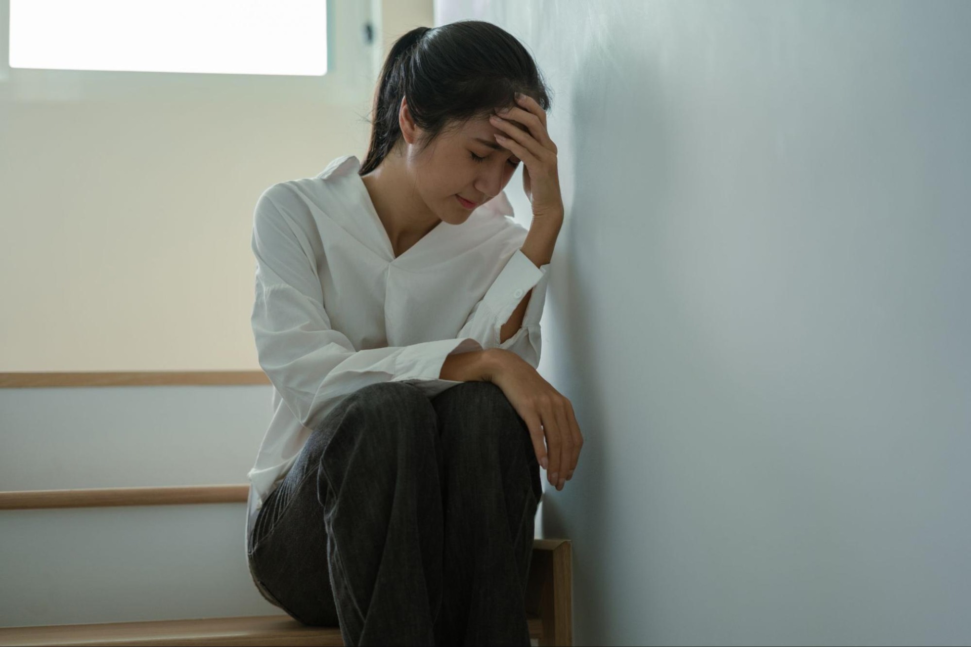 看憂鬱症要多少錢？帶您瞭解健保門診、自費門診的費用差異